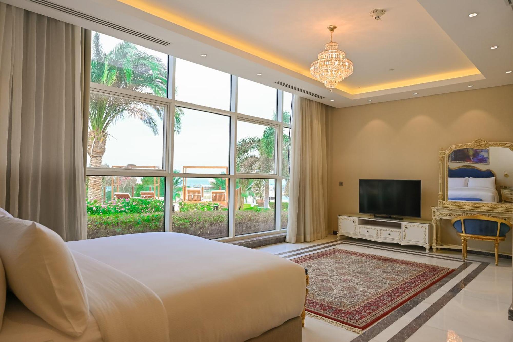 힐튼 후르가다 플라자 호텔 외부 사진 A bedroom at the resort